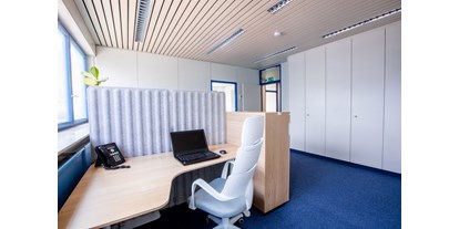 Coworking Spaces - Baden-Württemberg - Enes der Doppelbüros aus einer anderen Perspektive. - OfficeSpace Bischoff365