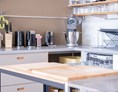 Coworking Space: Kitchen - LakeFirst